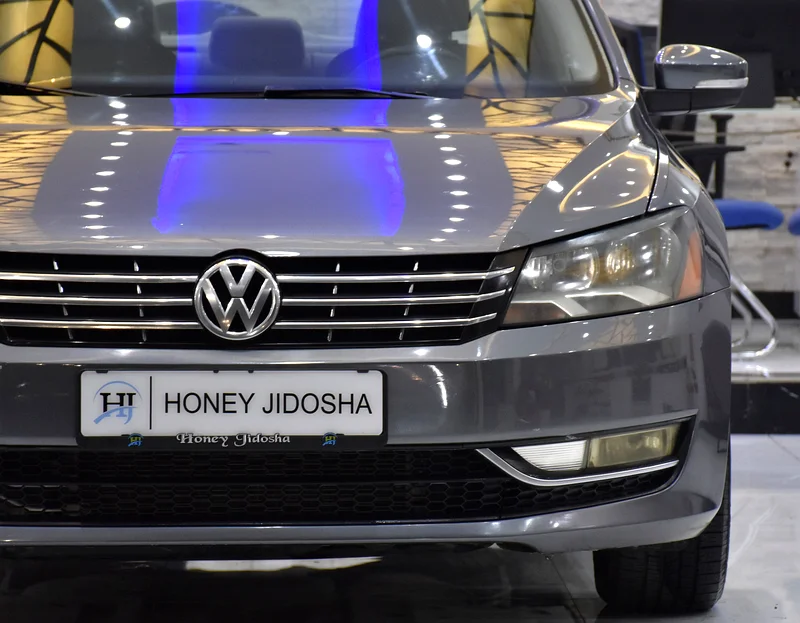 EXCELLENT DEAL for our Volkswagen Passat ( 2013 Model ) in Silver / Grey Color GCC Specs63170385386882113