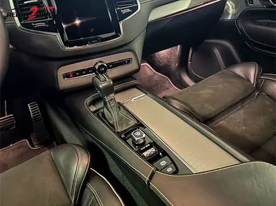 صورة 15 لـ 2020 Volvo XC90