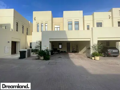 Exclusive | Single Row | Vacant On Transfer