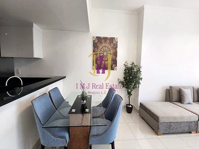 Bright | Furnished 2 Br | High Floor | Creek View