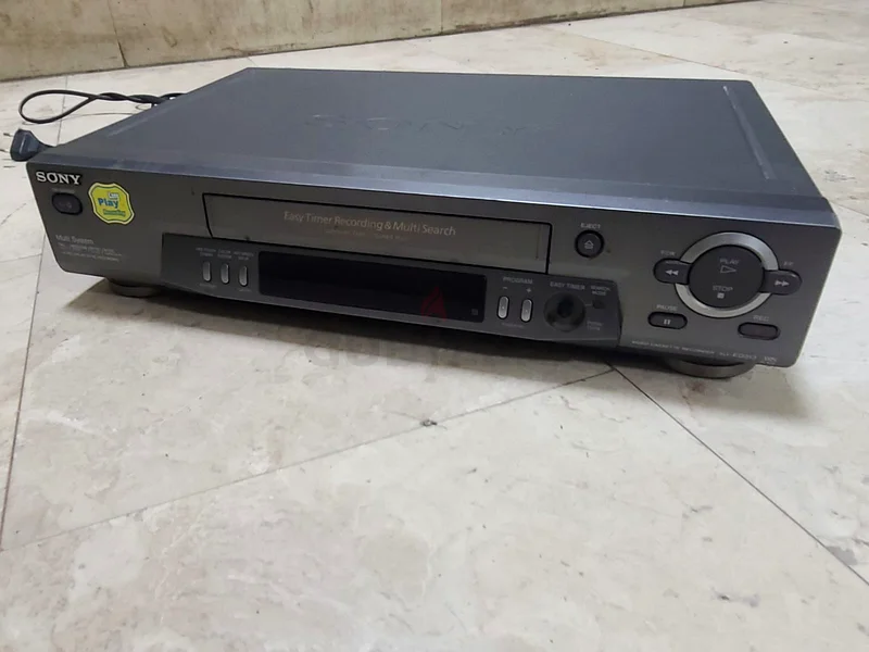 جهاز استقبال فيديو من سوني مشغل أشرطة فيديو63263521180035112
