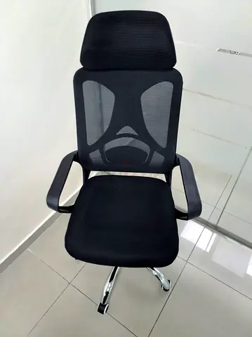 Office Mesh chair with headrest