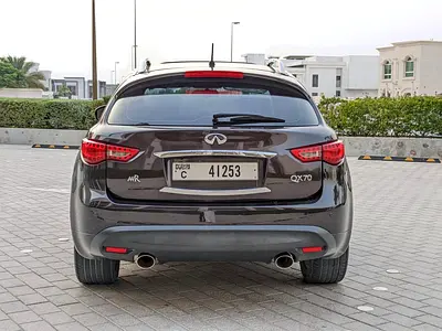 صورة 10 لـ 2017 Infiniti QX70