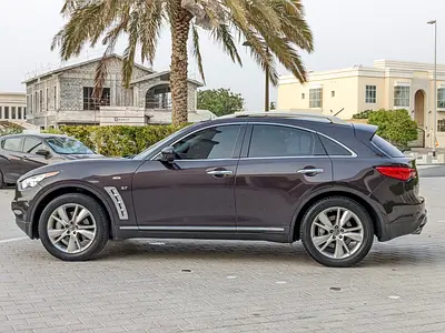 صورة 8 لـ 2017 Infiniti QX70