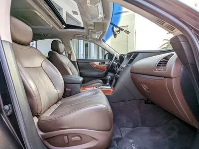 صورة 6 لـ 2017 Infiniti QX70