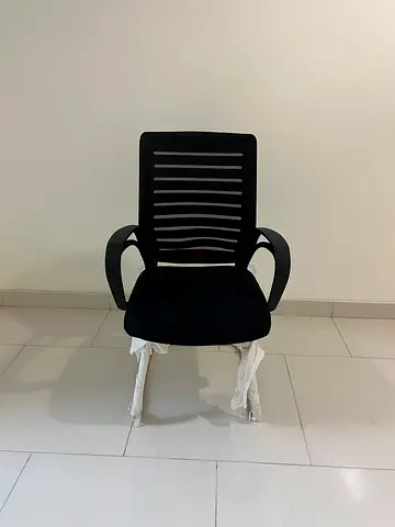 Guest / visitor chair
