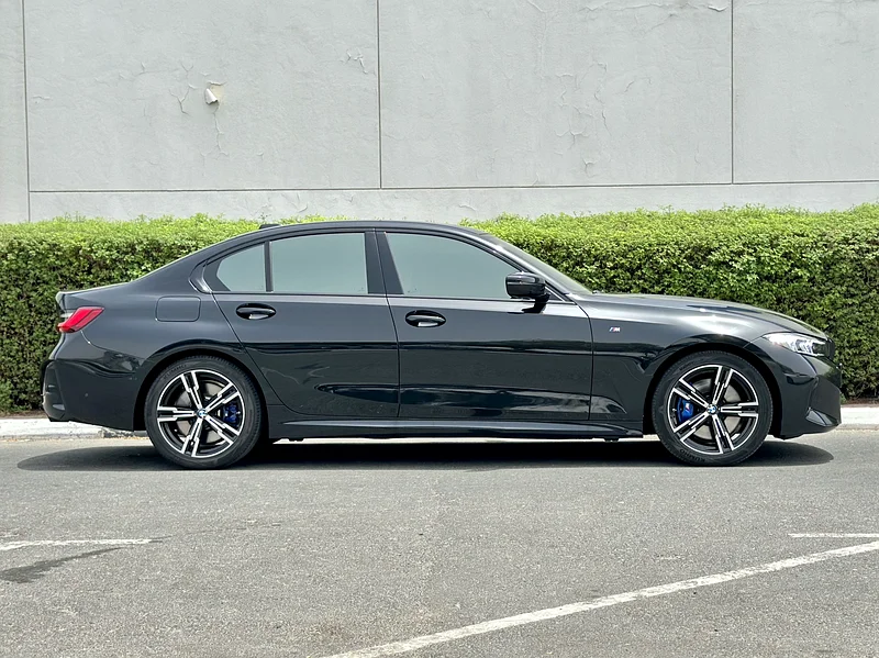 BMW 320i || M-PACKAGE || 202363158339318659114
