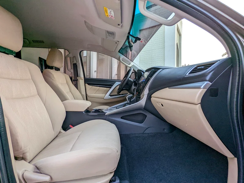 MITSUBISHI MONTERO SPORT 2017 G.C.C IN EXCELLENT CONDITION63225309437443114