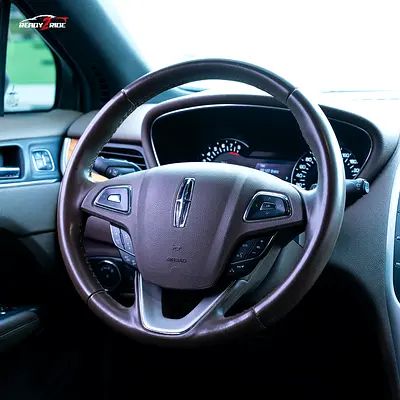صورة 11 لـ 2015 Lincoln MKC