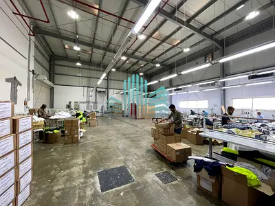 200 Kw Power | Easy Access To Main Road | Well Maintained | Without Ac