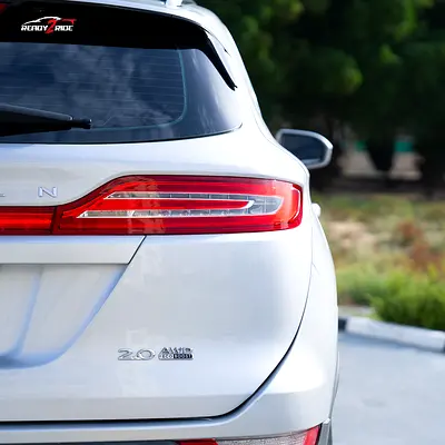 صورة 4 لـ 2015 Lincoln MKC