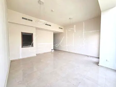 Single Row| Modern| Vacant | Near Arbor School