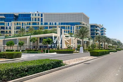 Sophisticated Luxury 2 Bedrooms Apartment | Fully Furnished