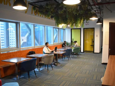 Flexi Desks/ Co-working Spaces - Czar Workspace