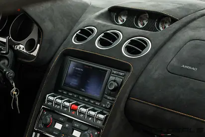 2011 Lamborghini GALLARDO thumbnail 14