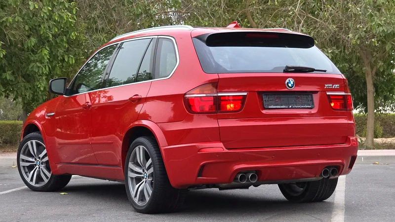 !!!Amazing TOP BMW X5 xDrive50i M Sport Original V8 GCC Specs Full Service History Single Owner63160158504449113