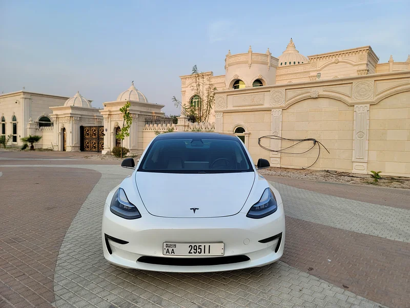 TESLA MODEL 3 PERFORMANCE UNDER WARRANTY CARBON FIBER PERFECT CONDITION GCC63175258548867112