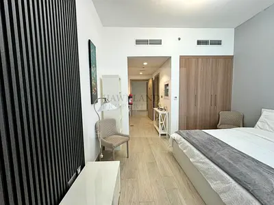 Spacious Studio Apartment Fully Furnished