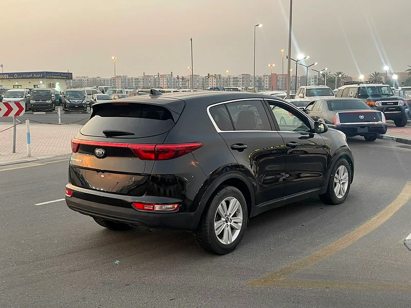 كيا سبورتاج 2019 نظيفة جداً من الخارج والداخل، للمزيد من المعلومات يرجى التواصل عبر واتساب 0097155422463170838156931113
