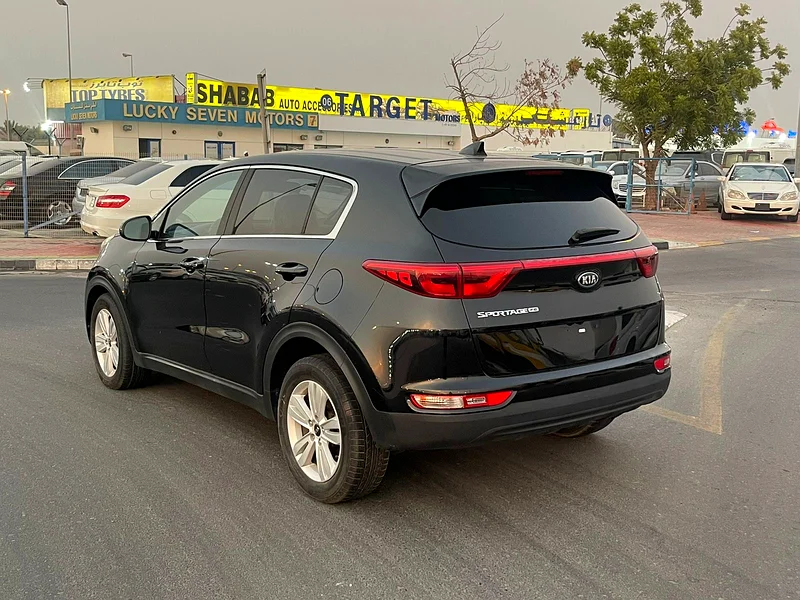 كيا سبورتاج 2019 نظيفة جداً من الخارج والداخل، للمزيد من المعلومات يرجى التواصل عبر واتساب 0097155422463170838156931112