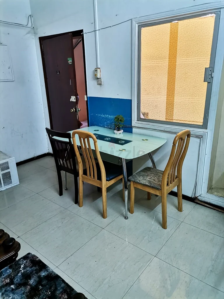 Apartment Karama near Metro, fully furnished room with balcony for an
