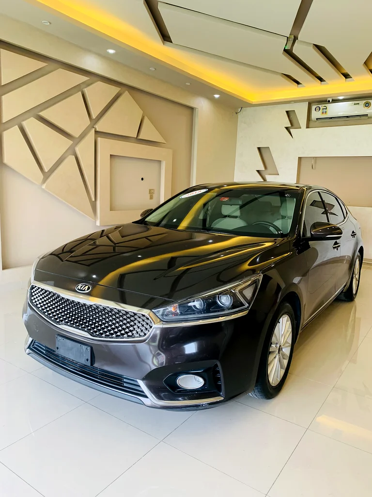 Kia Kadianza 2018 V6 Gulf specifications in agency condition63171744899201112