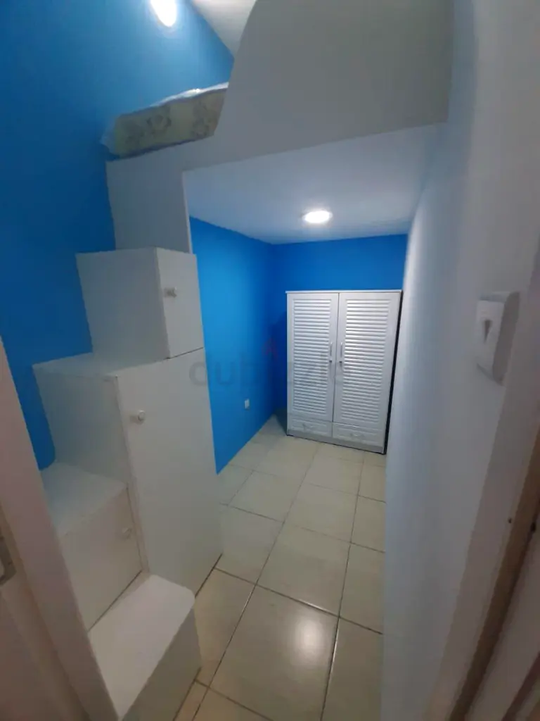 Apartment Loft Partation Available in Al barsha 1 for Arabic Russian