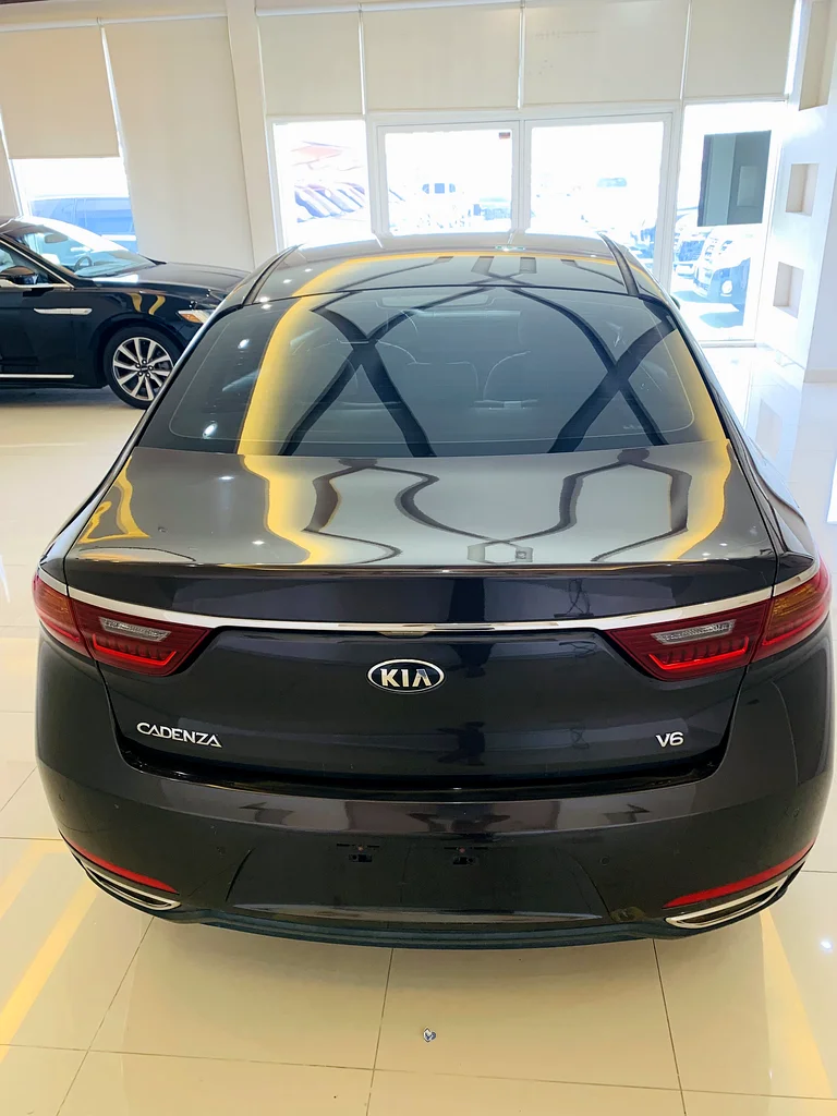 Kia Kadianza 2018 V6 Gulf specifications in agency condition63171744899201113