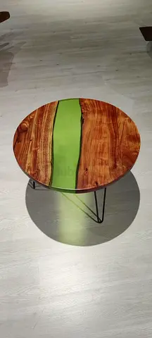 solid wood round coffee table