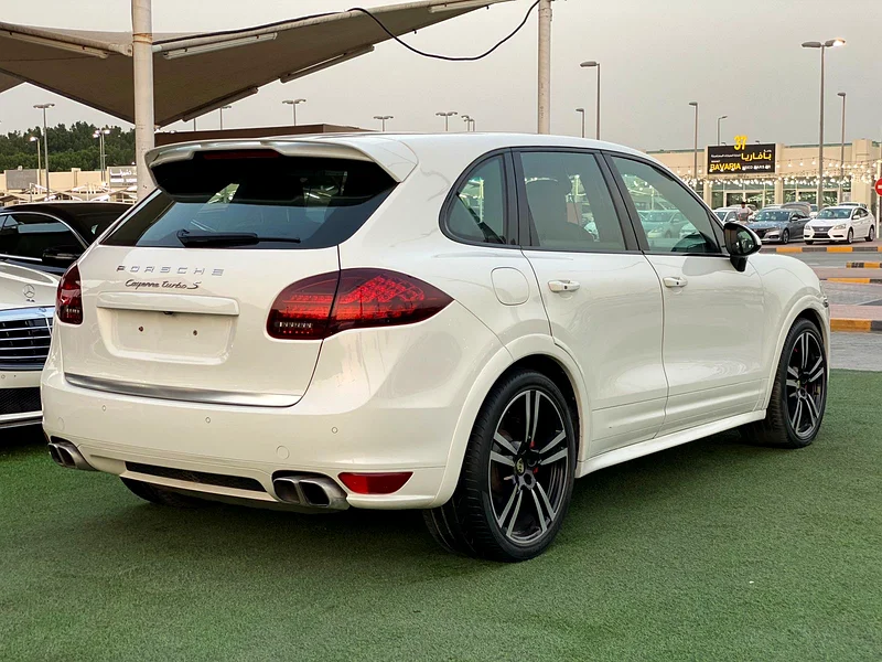 Porsche Cayenne Turbo S 2014 gcc full option63168969394307114