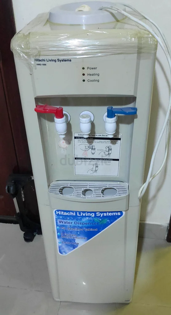 Hitachi 3-Faucet Standing Water Dispenser - White, HWD110063169461955715112