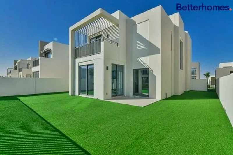 Villa Greenbelt Investment Opportunity Golf Community Dubai