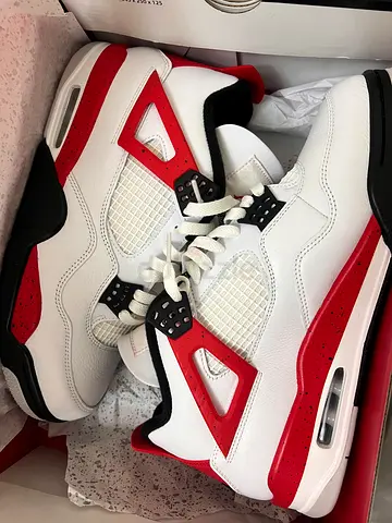 Jordan retro 4