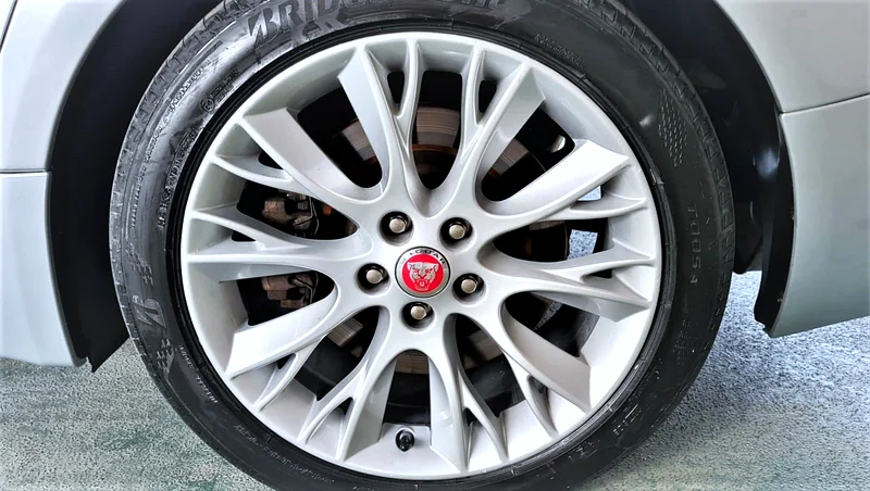 BEST EXAMPLE!!! 2015 JAGUAR XF GCC, AGENCY HISTORY !!!63222309091203112