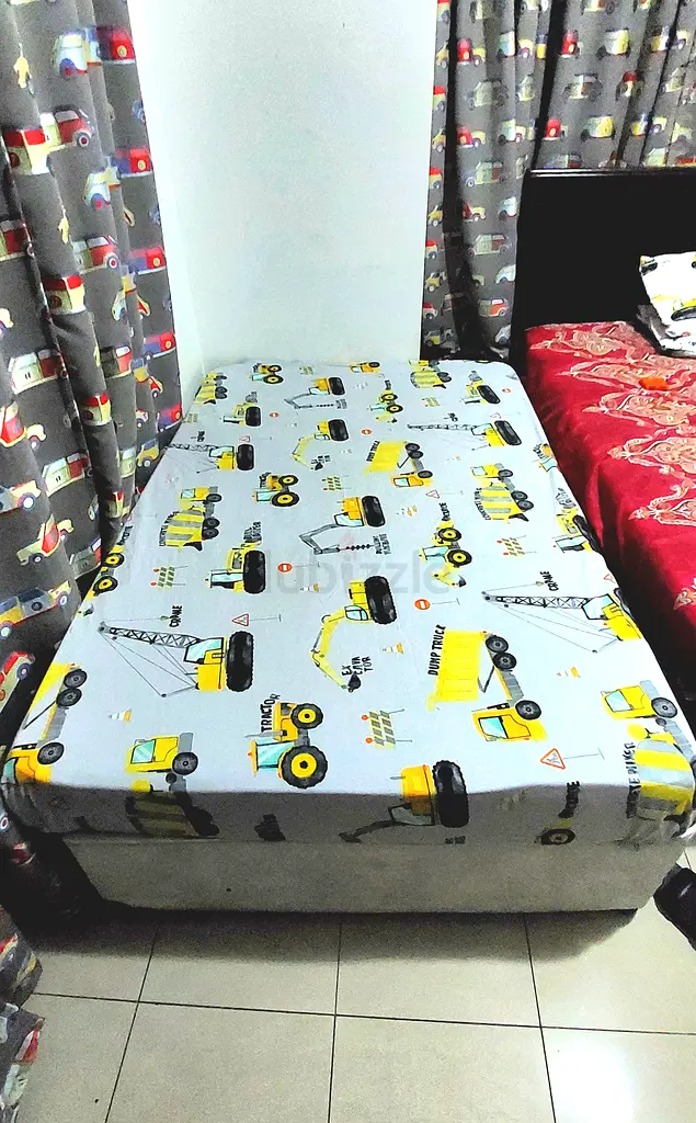 Queen Size Bed with Mattress