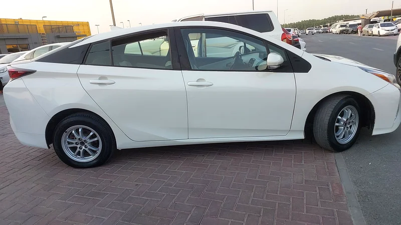 تويوتا بريوس 2018 خليجي63166154987905113