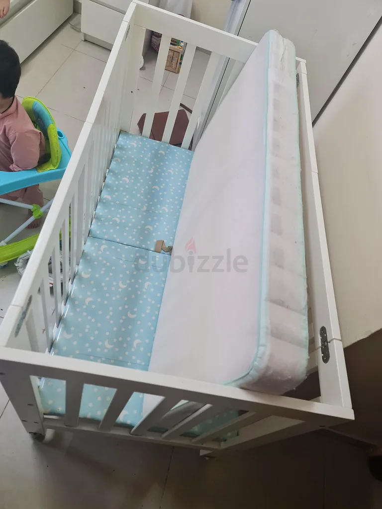 Crib for baby63205891506306112