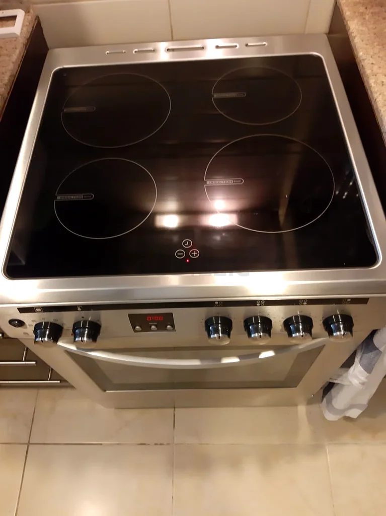 موقد هوفير كهربائي 60 × 60، طراز FIC6601S، توصيل مجاني + ضمان63265097557122111