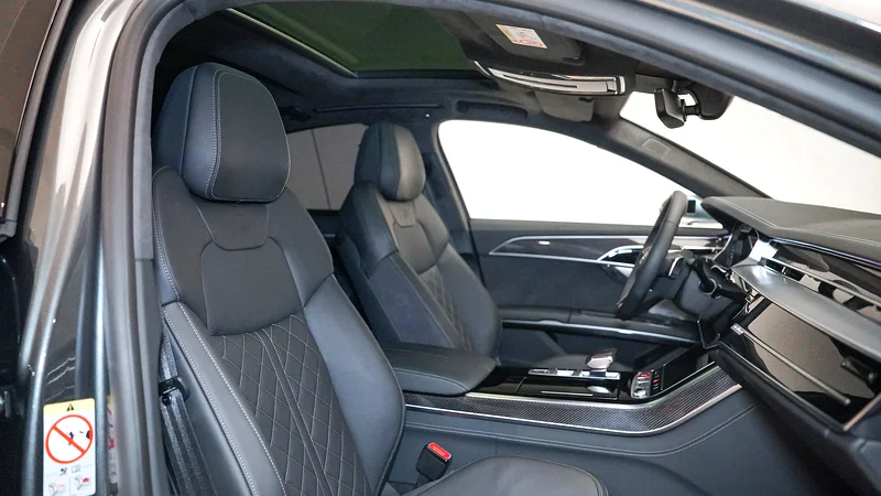 S8 TFSI Quattro | AED 6,087 PM | Up to 3 Years Unlimited Warranty63225699639297114