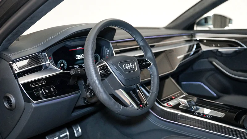 S8 TFSI Quattro | AED 6,087 PM | Up to 3 Years Unlimited Warranty63225699639297113