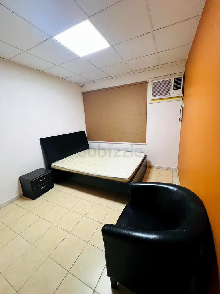 Apartment furnished room in a flat for couples Al Qusais 1