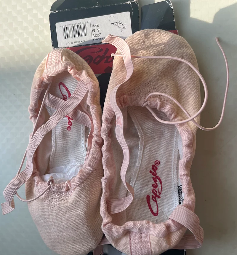 Capezio Ballet shoes size EU34