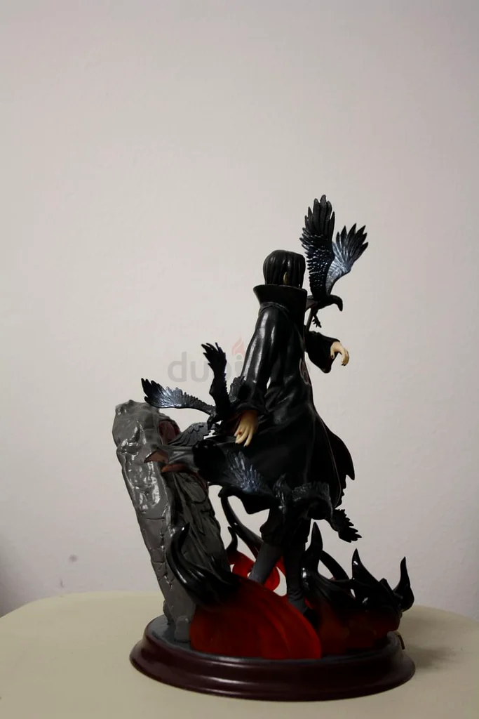 Naruto figurine (Itachi Uchiha)