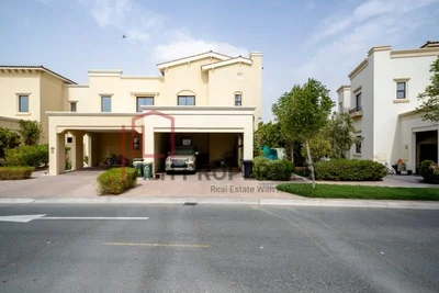 Single Row | Pool And Park View | Vot