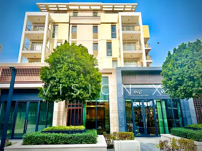 Elegant 3-bedroom Apartment In Prime Al Mamsha Location