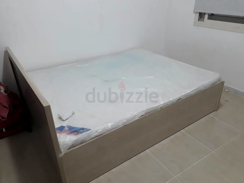 1) king size Bed + mattress 2) Queen size Bed + mattress