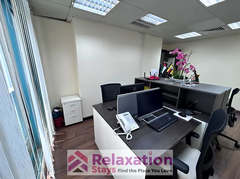 Office Furnished Office Direct from Owner Free license and Tawtheeq