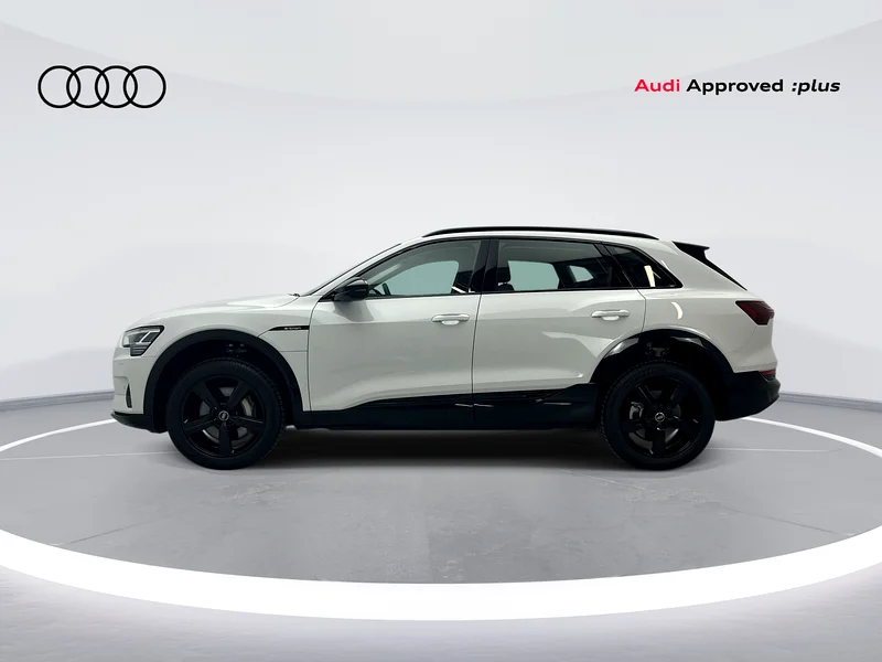 e-tron advanced 55 quattro 408 حصان (الرقم المرجعي #019406) ** حزمة اللون الأسود **63168497064579112