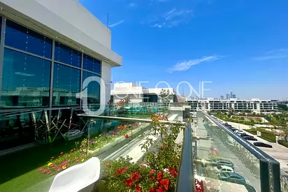 Penthouse | Partial Majlis View | Upgraded