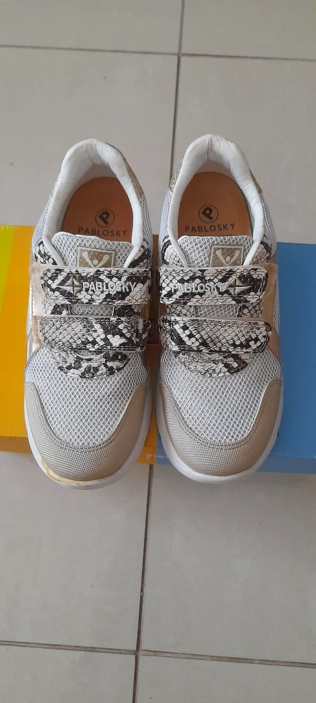 Pablosky superflex sport shoes almost new 33 size63238099083522111